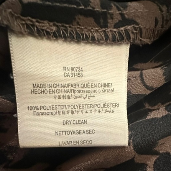 BCBG Paris Women’s Long Sleeve Black & Tan Printed Fairy Flowing Blouse - Size S - Picture 5 of 7